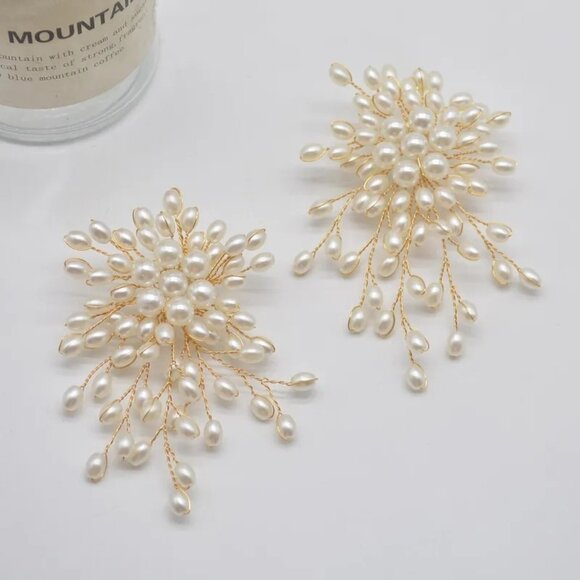 Queens' Attic Ltd Jewelry - 2/$30 Pearl Cluster Star Burst Dazzler Earrings